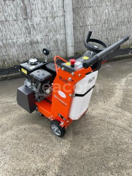 Aukcja internetowa:   HUSQVARNA FS400LV