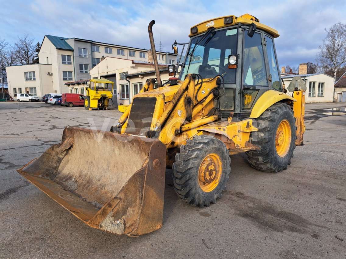 Online aukce: JCB  3CX 4X4