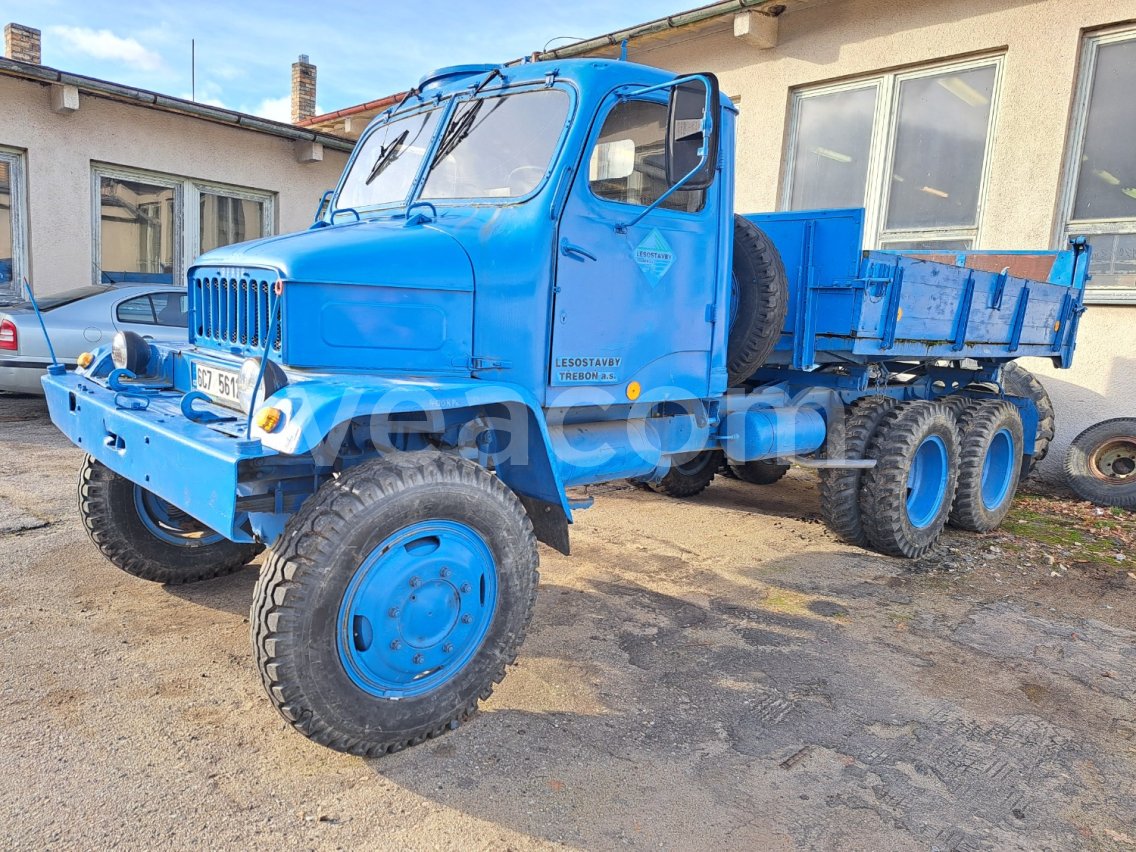 Online aukce: PRAGA  V3S 6X6