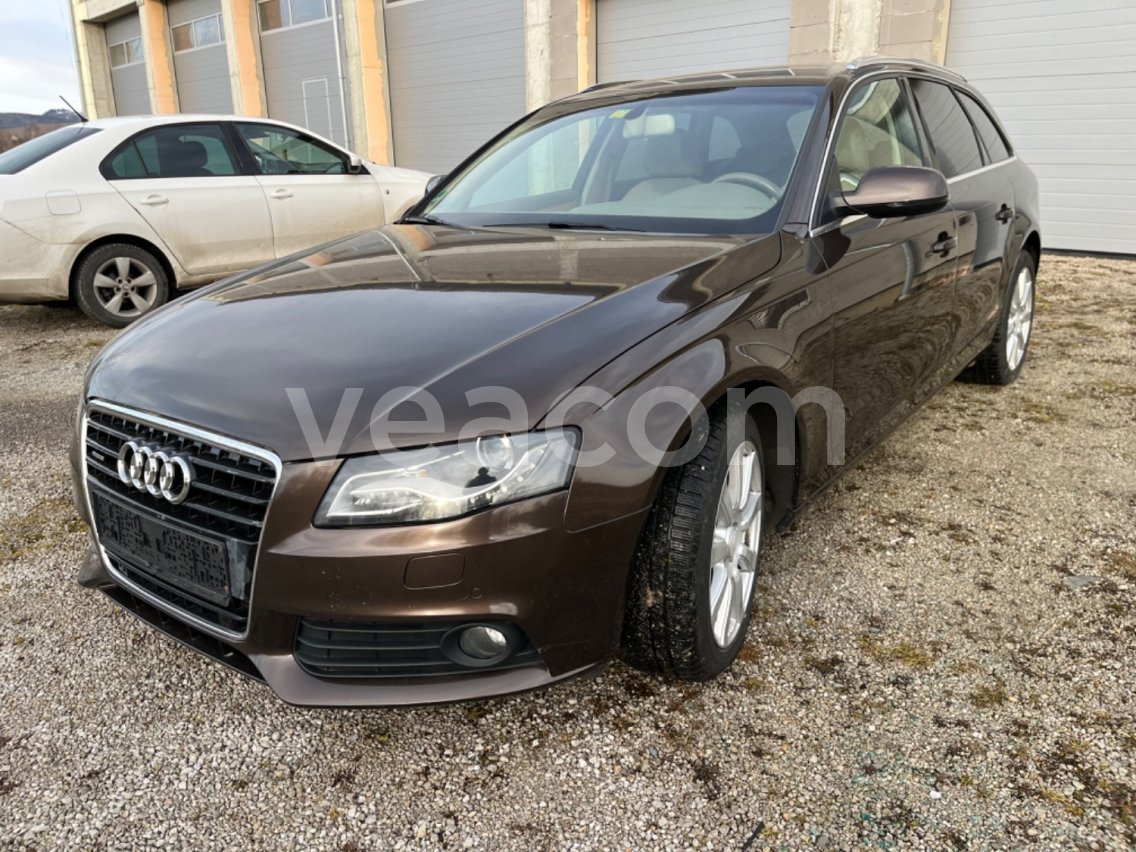Online aukce: AUDI  AVANT A4 QUATTRO