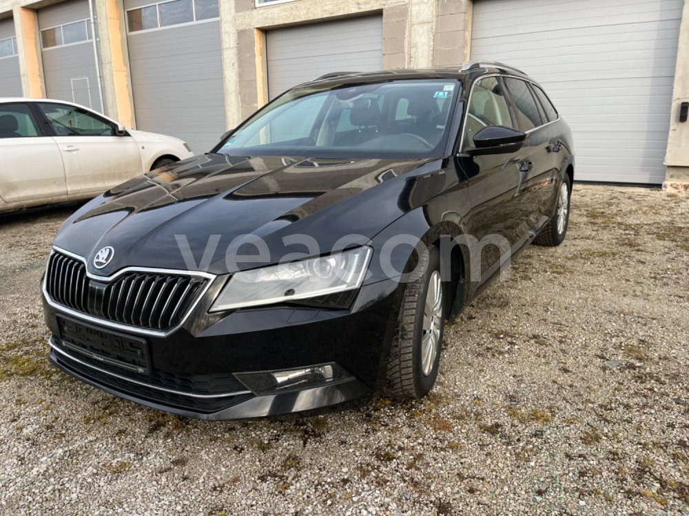 Aukcja internetowa: ŠKODA  SUPERB 4X4