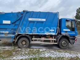 Online auction: IVECO  Trakker