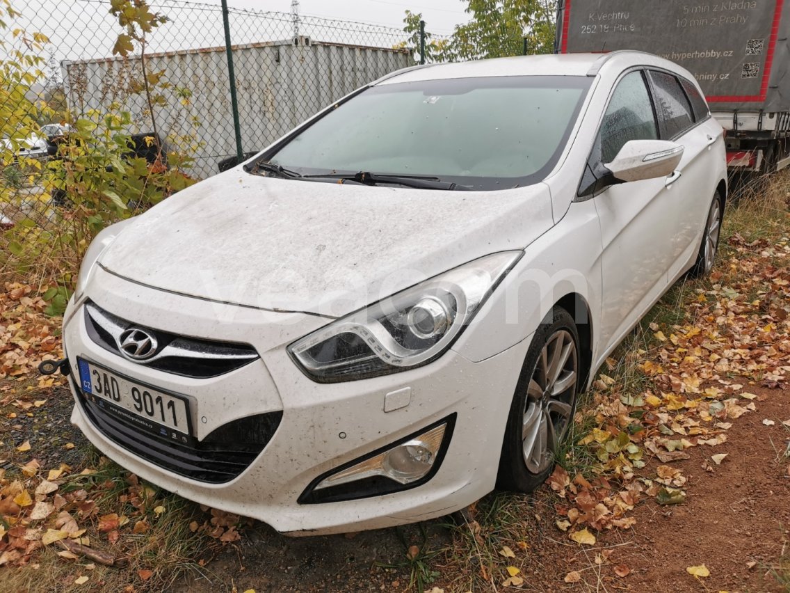 Online aukce: HYUNDAI  I 40