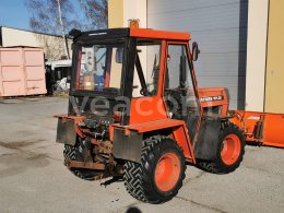 Online árverés:   TRAC MT8 151.32 4X4
