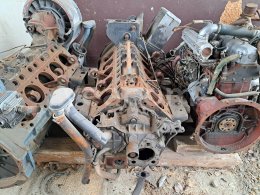 Aukcja internetowa:   MOTOR TATRA 815 - NEKOMPLETNÍ