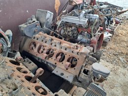 Aukcja internetowa:   MOTOR TATRA 815 - NEKOMPLETNÍ