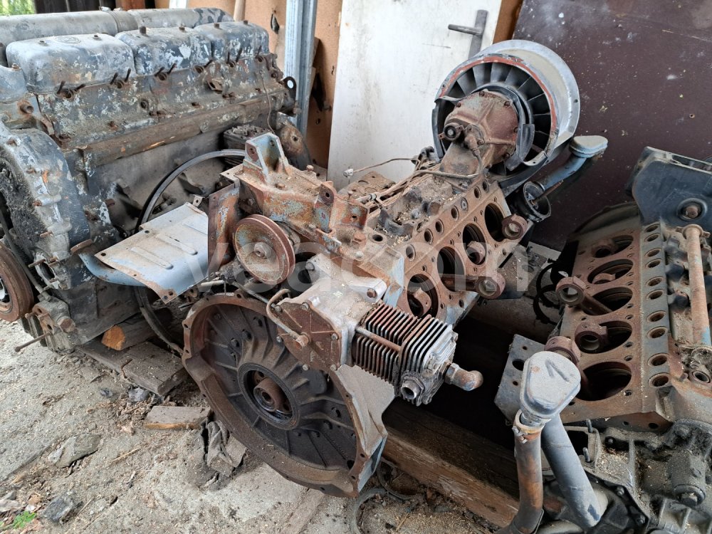 Online aukce:  MOTOR TATRA 815 -  NEKOMPLETNÍ