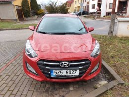 Online auction: HYUNDAI  i 30