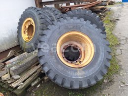Online aukce:   KOLO (4 KS) NA VOLVO L90 C