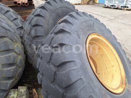 Online aukce:   KOLO (4 KS) NA VOLVO L90 C