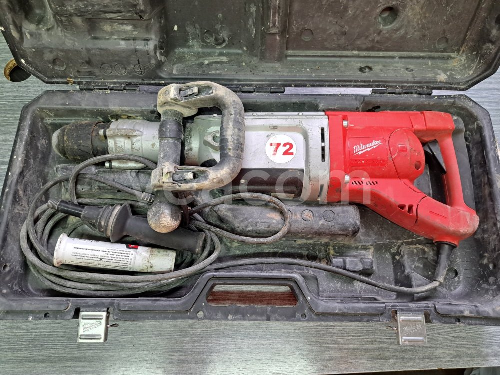 Online aukce:  MILWAUKEE K 900S (3)