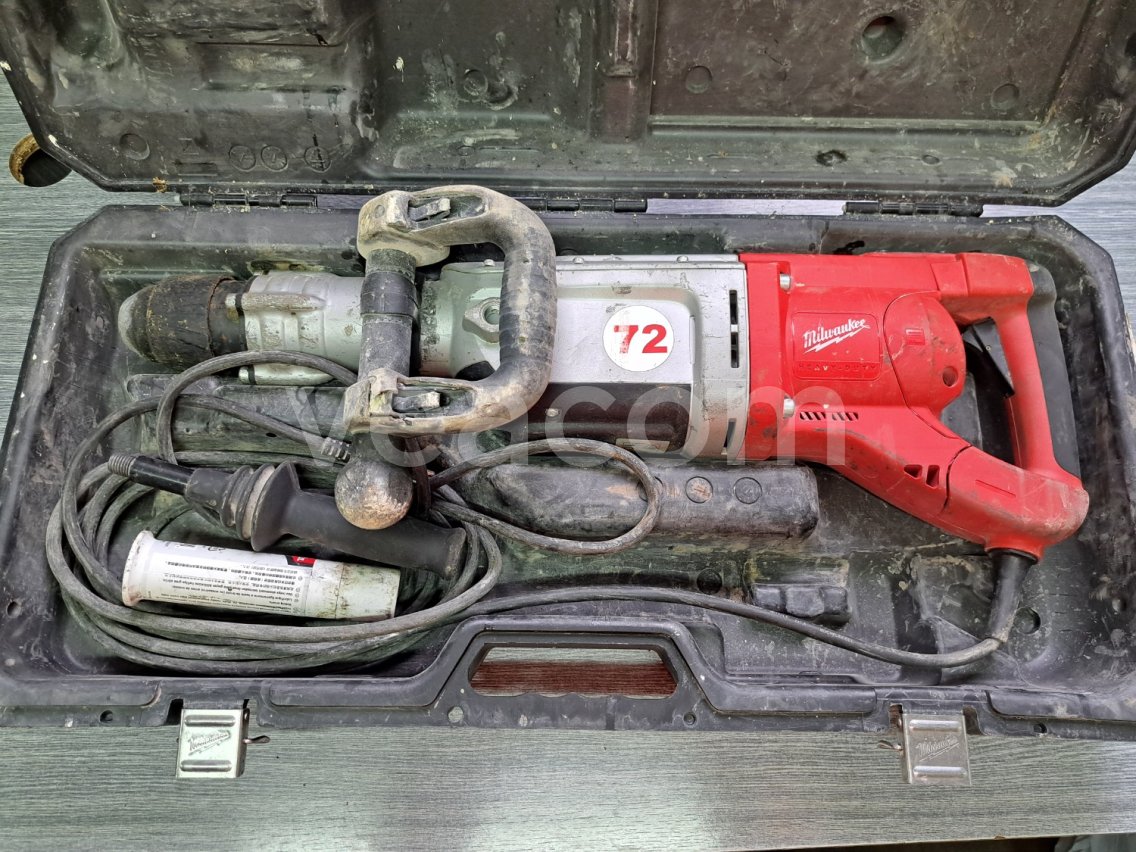 Online aukce:   MILWAUKEE K 900S (3)
