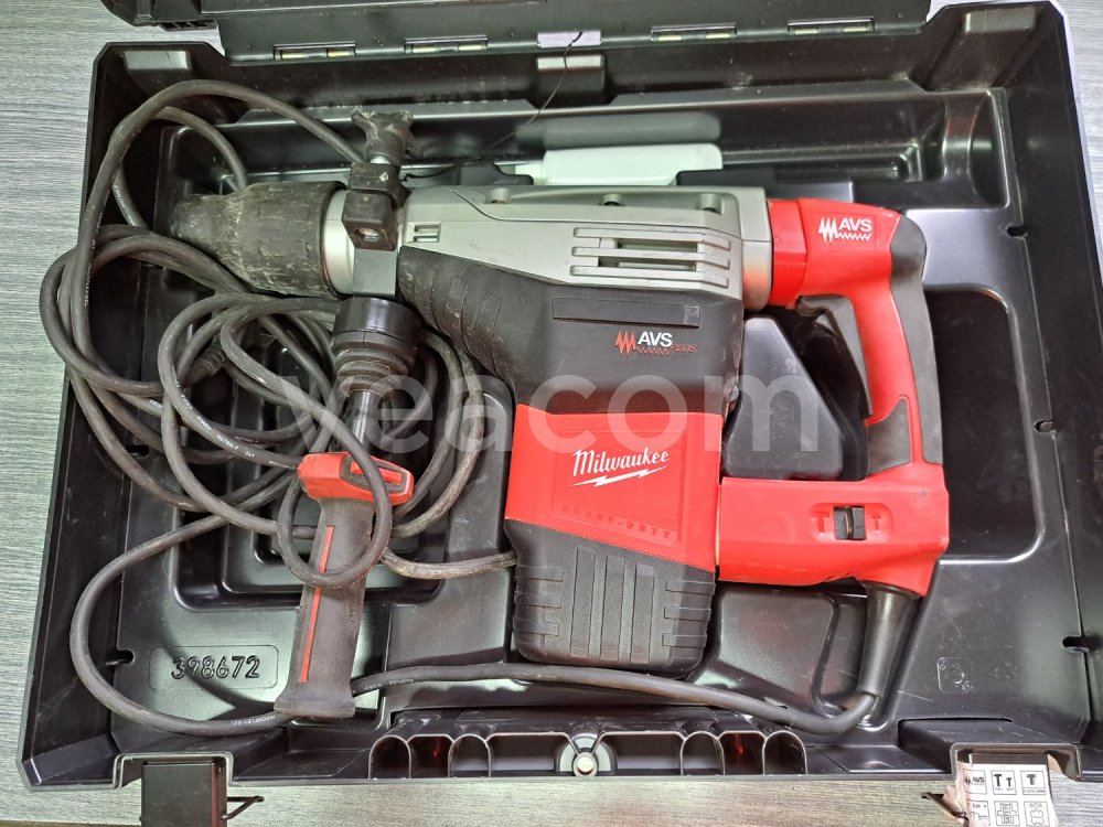 Online aukce:  MILWAUKEE K 750 S (3)