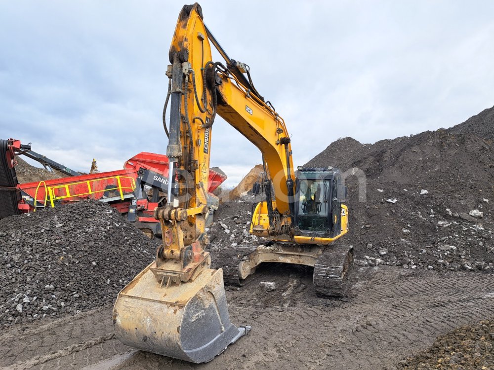 Online aukce: JCB  JS 220 LC
