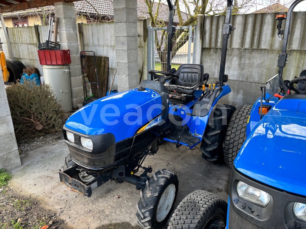 Online aukce: NEW HOLLAND  TC24D