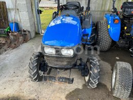 Online árverés: NEW HOLLAND  TC24D