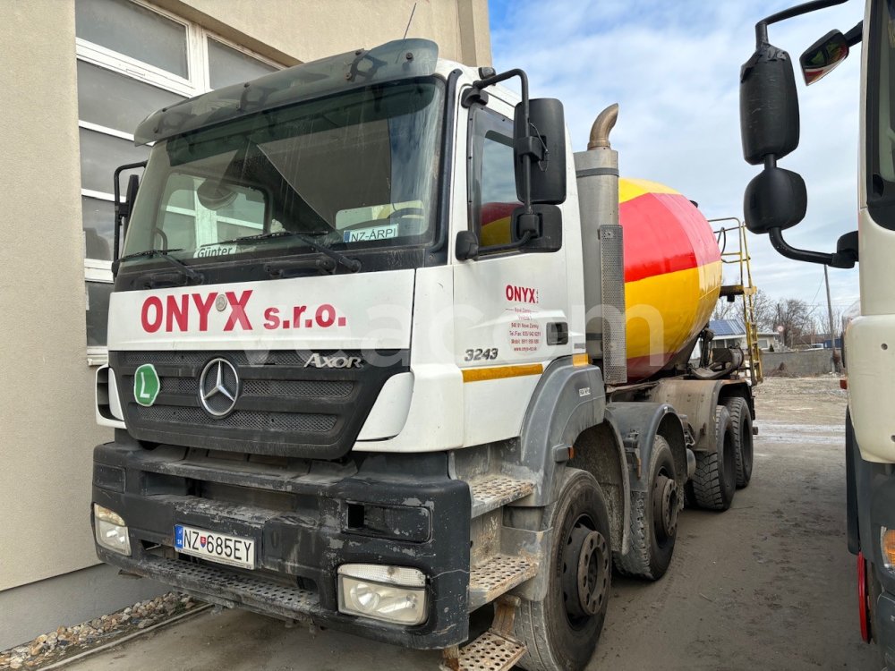 Online aukce: MB  AXOR 3243 8X4