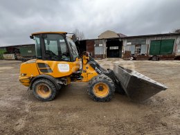 Online aukce: VOLVO  L25F-P