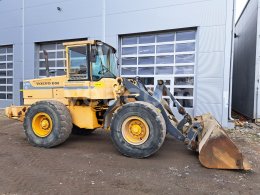 Online aukce: VOLVO  BM L 70 B