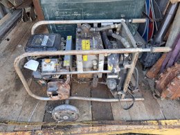Online auction:   PROTLAČOVACÍ HYDRAULICKÉ ZAŘÍZENÍ