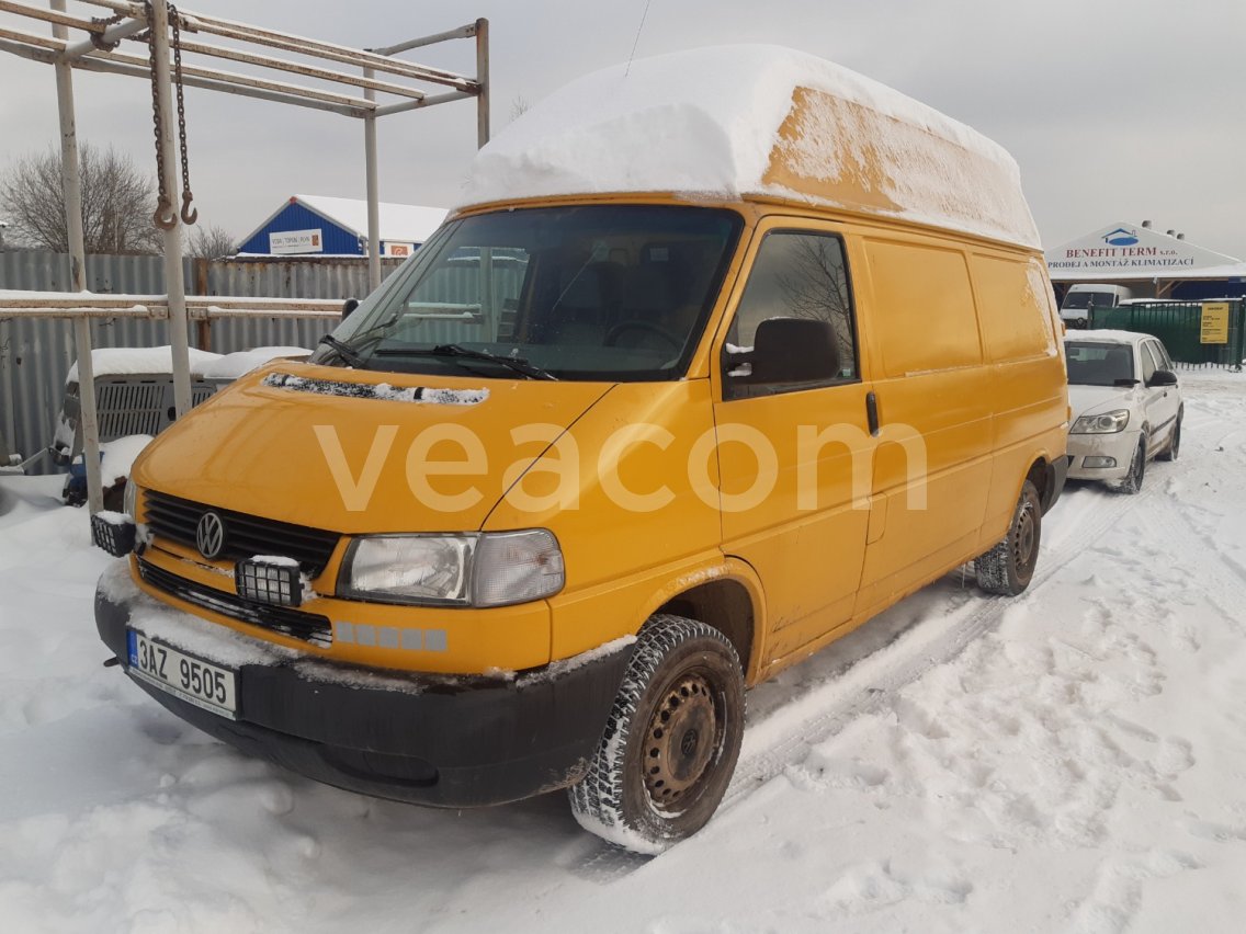 Інтернет-аукціон: Volkswagen Transporter 4x4