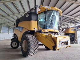 Online auction: NEW HOLLAND  XC8040