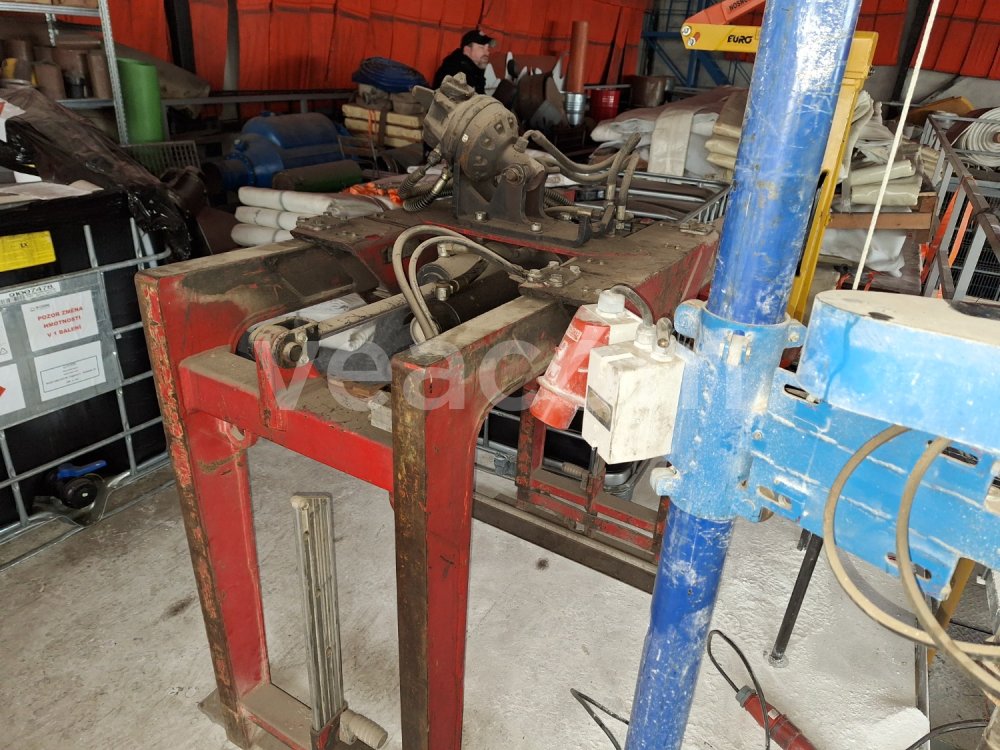 Online aukce:  HIAB KINSHOFER KM 332