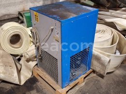 Online aukce:   MARK MDX7700