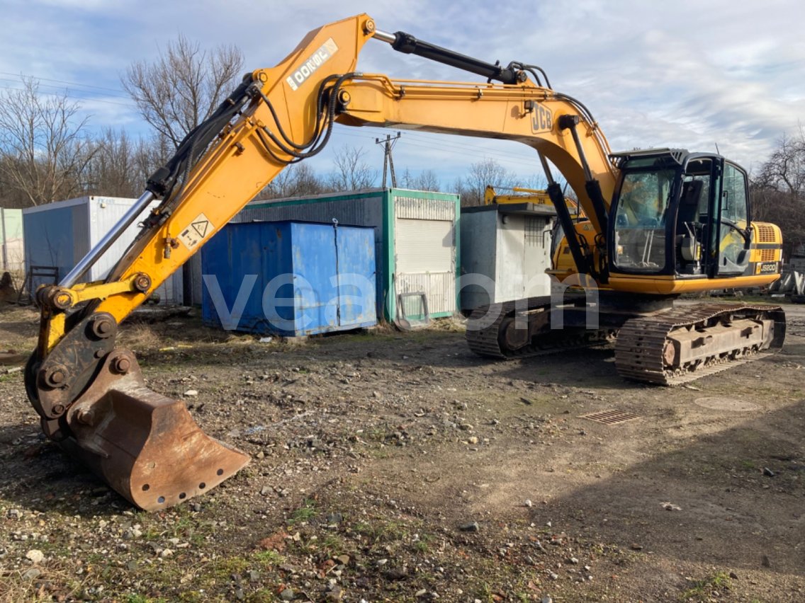 Online auction: JCB  JS200LC