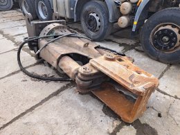 Online aukce:   MONTABERT MB 370