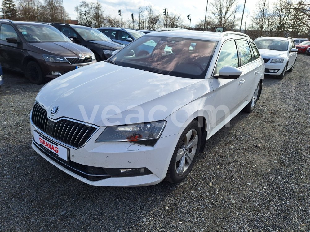 Online aukce: ŠKODA  SUPERB