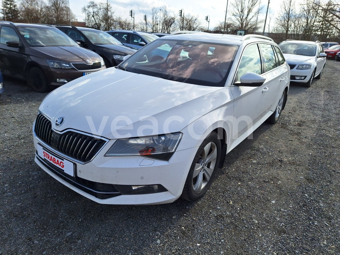 Online árverés: ŠKODA  SUPERB