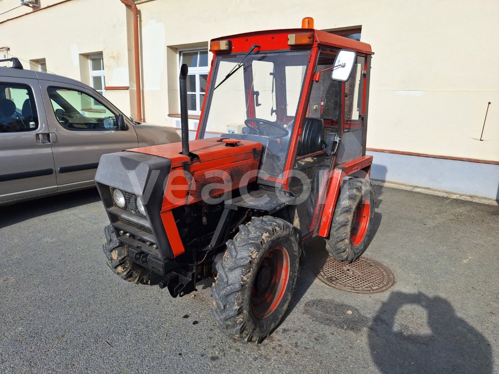 Online aukce:  AGROSTROJ TRAC MT8