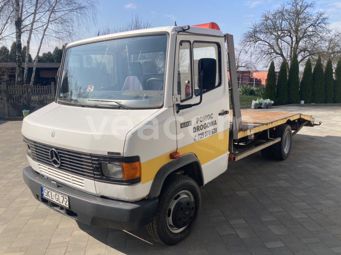 Online aukce: MB  ATEGO 611D