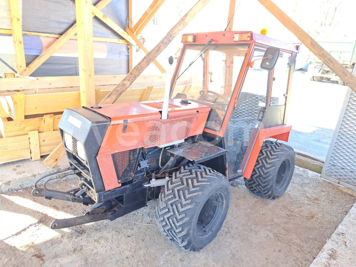 Aukcja internetowa:   TRAC MT 8-150.33 4X4