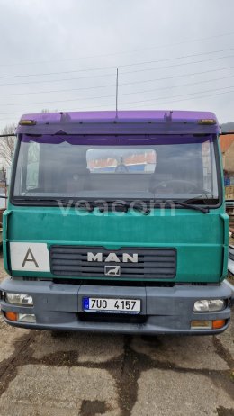 Aukcja internetowa: MAN  L122.180