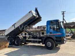 Інтернет-аукціон: IVECO  TRAKKER 6X2