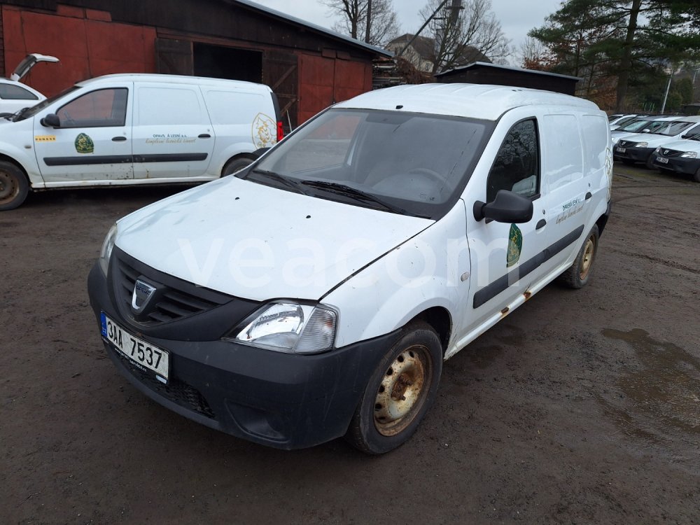 Aukcja internetowa: DACIA  LOGAN