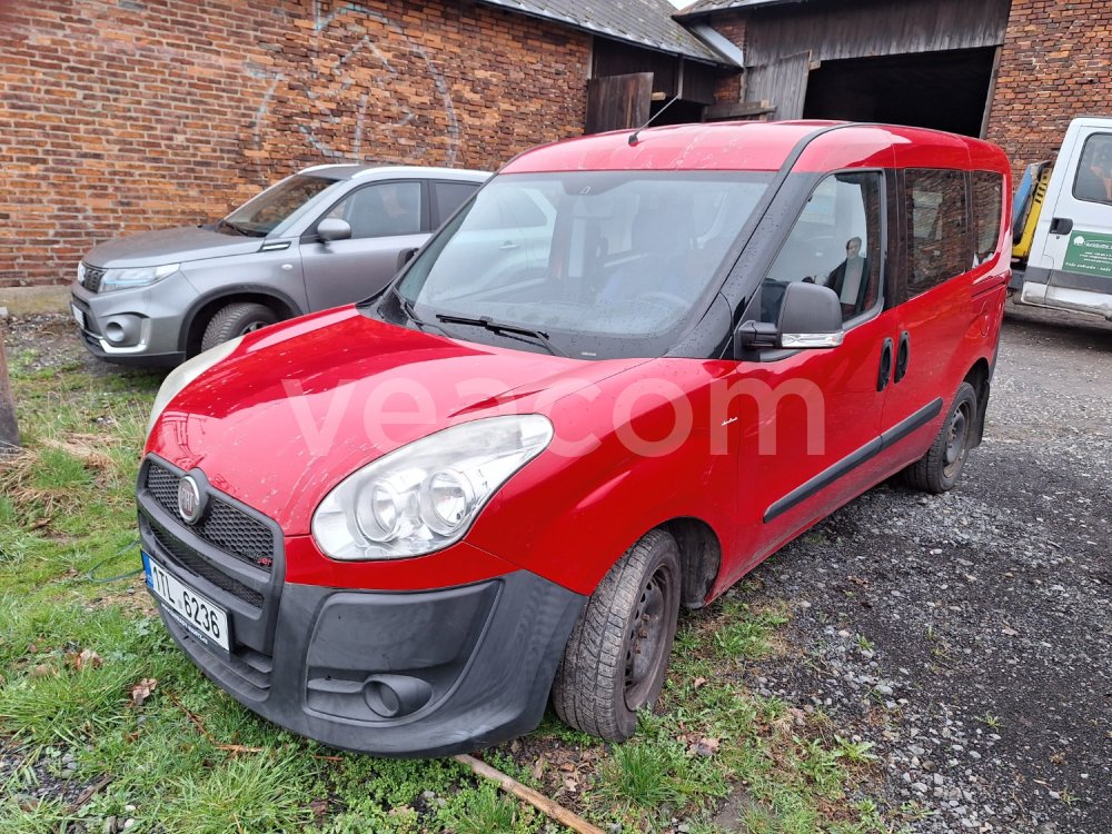 Aukcja internetowa: FIAT  DOBLO CARGO COMBI 1.3 JTD 90 E