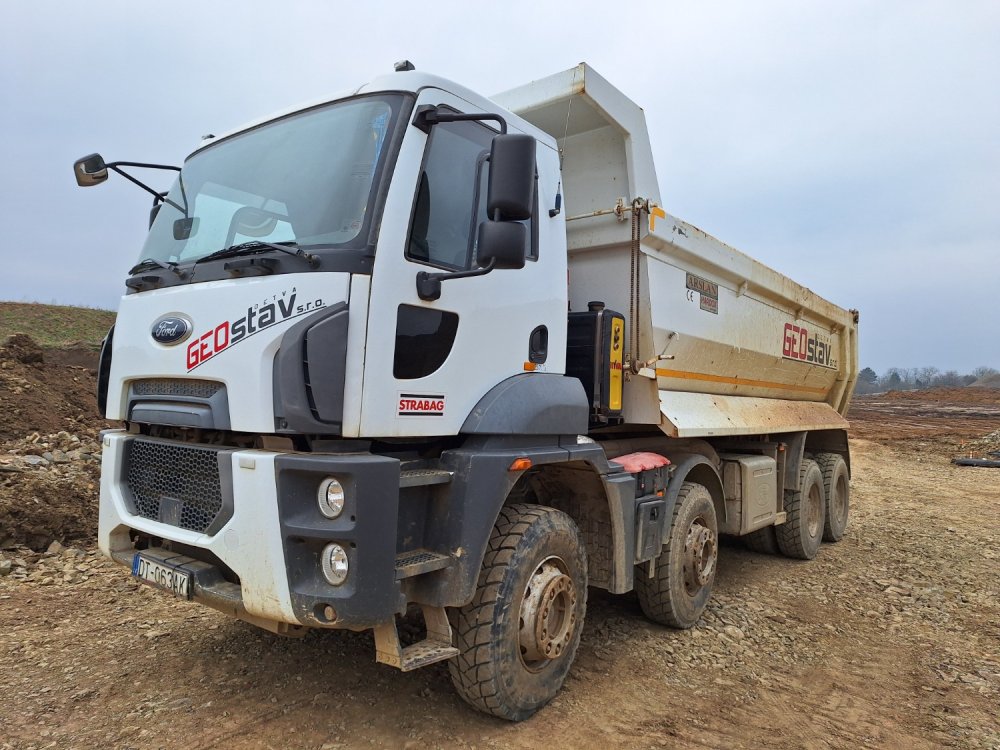 Online auction: FORD  CARGO DT063AK