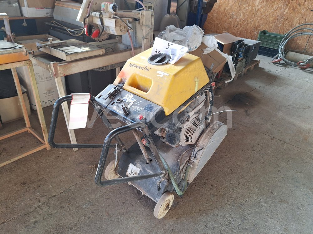 Online auction:  WACKER BFS 1345B