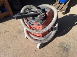 Online auction:   HILTI VC40-U