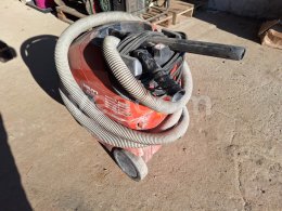 Online auction:   HILTI VC40-U