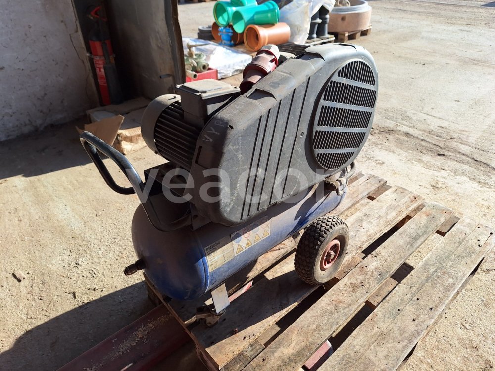 Online auction:  METABO MEGA 450D