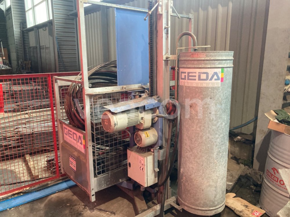 Online auction:  GEDA 300Z/ZG