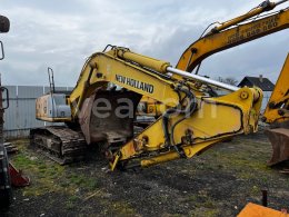Online árverés: NEW HOLLAND  E 215
