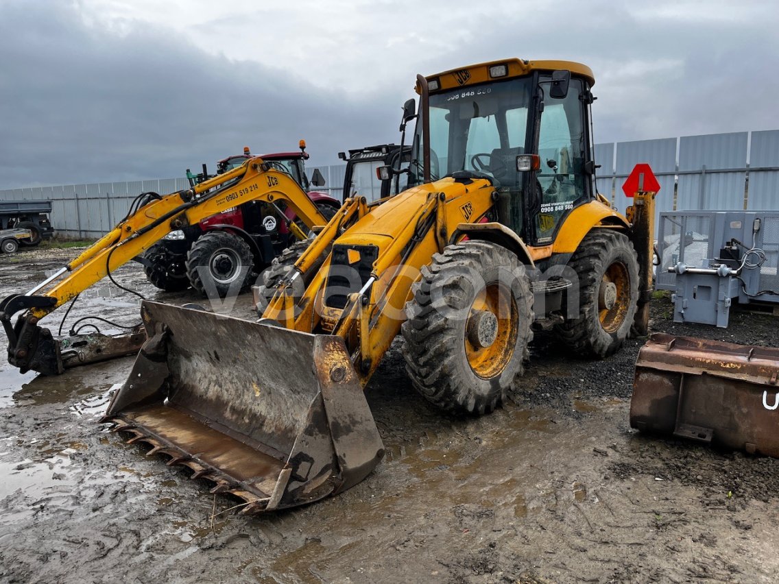 Online árverés: JCB  4 CX