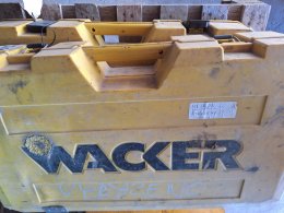 Online árverés:   WACKER EH9 BLM/230