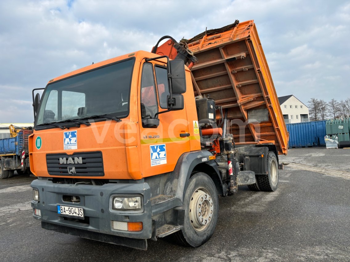 Online aukce: MAN  LE18.220