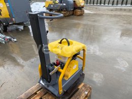 Online auction: ATLAS COPCO LG 200